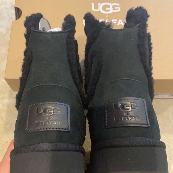 BRAND NEW Ugg x Telfar boots - Picture 5 of 5